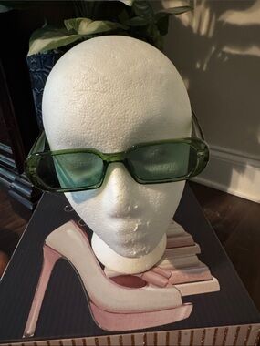 Transparent Green Rectangular Sunglasses